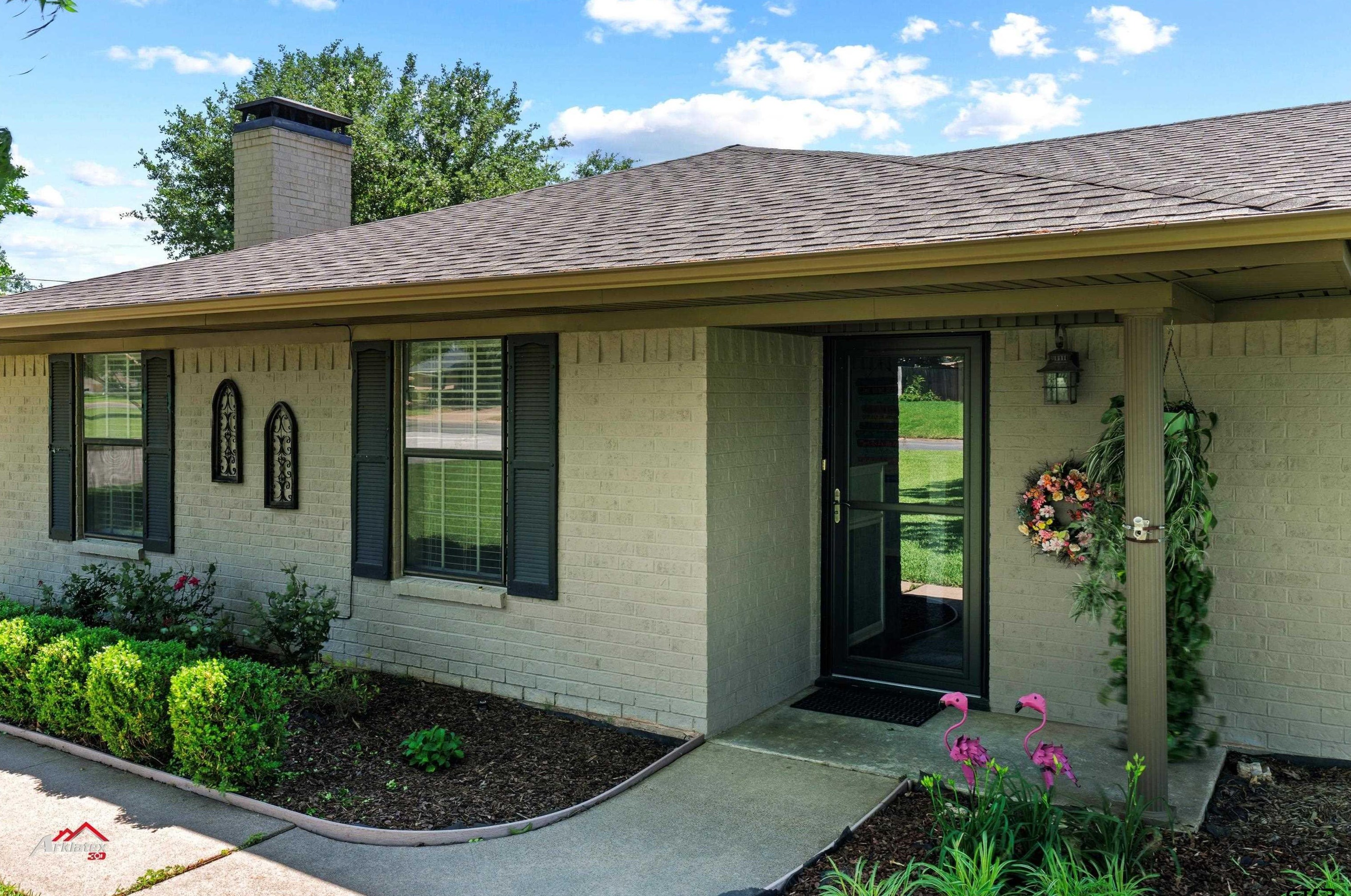 1004 Evenside Ave, Henderson, TX 75652-5414