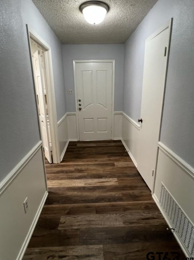 128 Atlanta Ave, Tyler, TX 75703-3710
