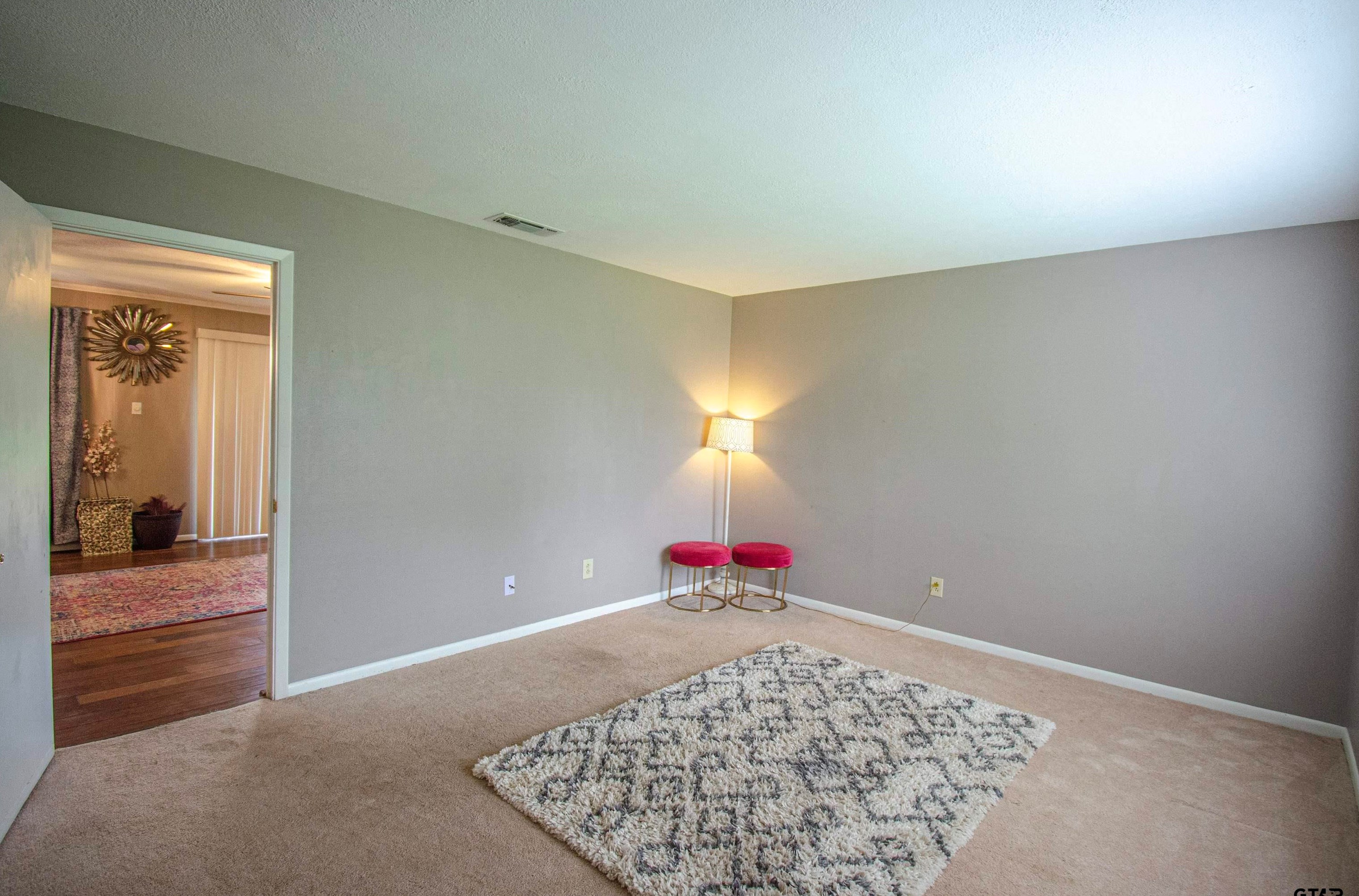 3900 Birdwell Dr, Tyler TX  75703-1601 exterior