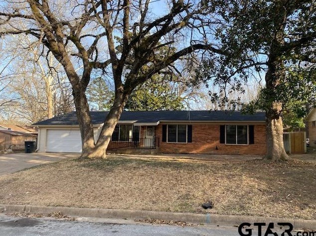 3035 Outwood Dr, Tyler, TX 75701-6130