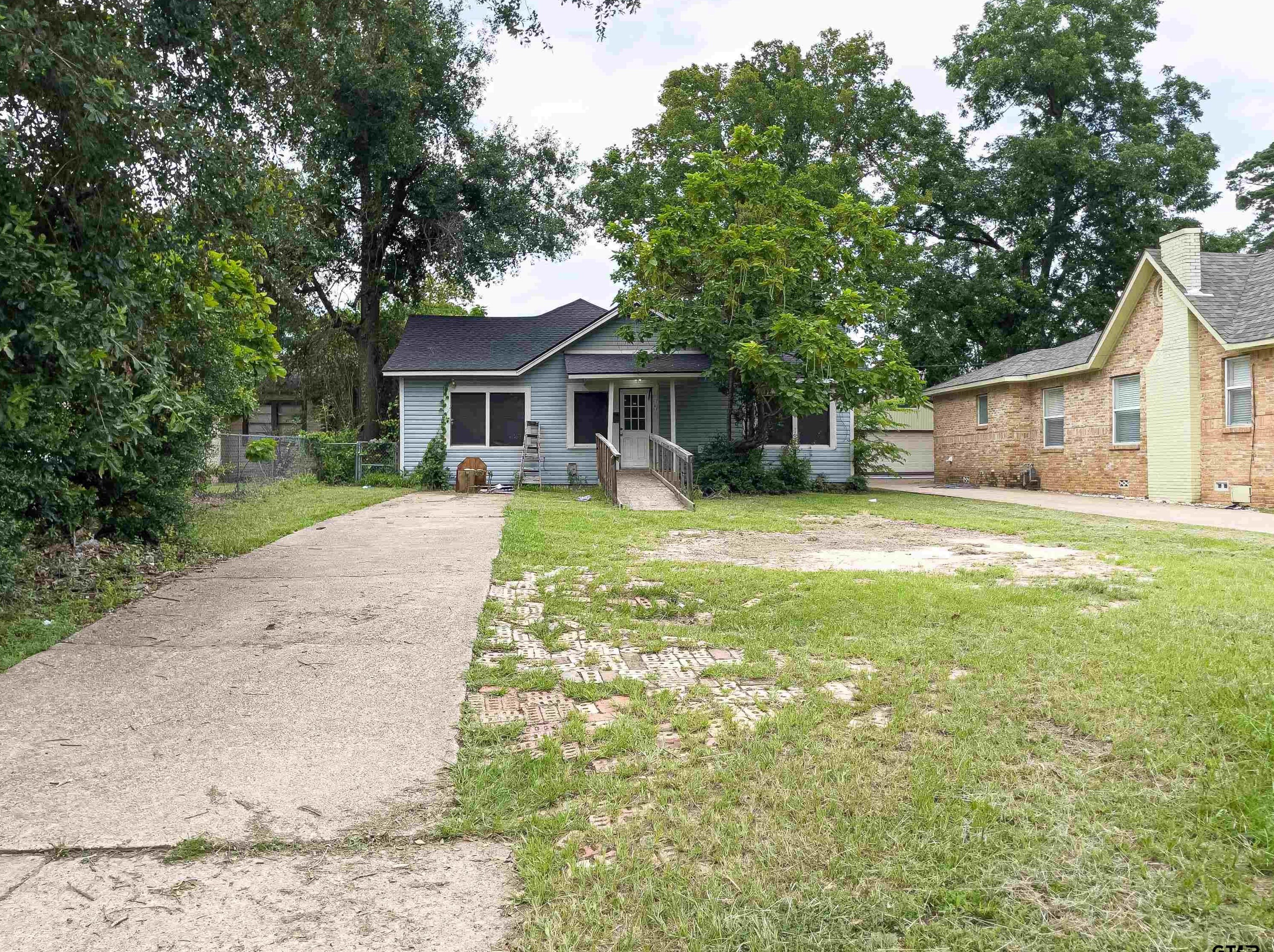 1309 1st St, Tyler, TX 75701-2718