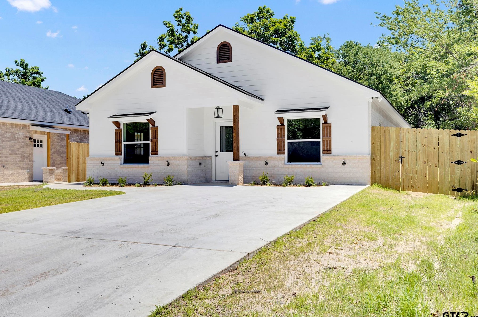 906 S Turner Ave, Tyler, TX 75701