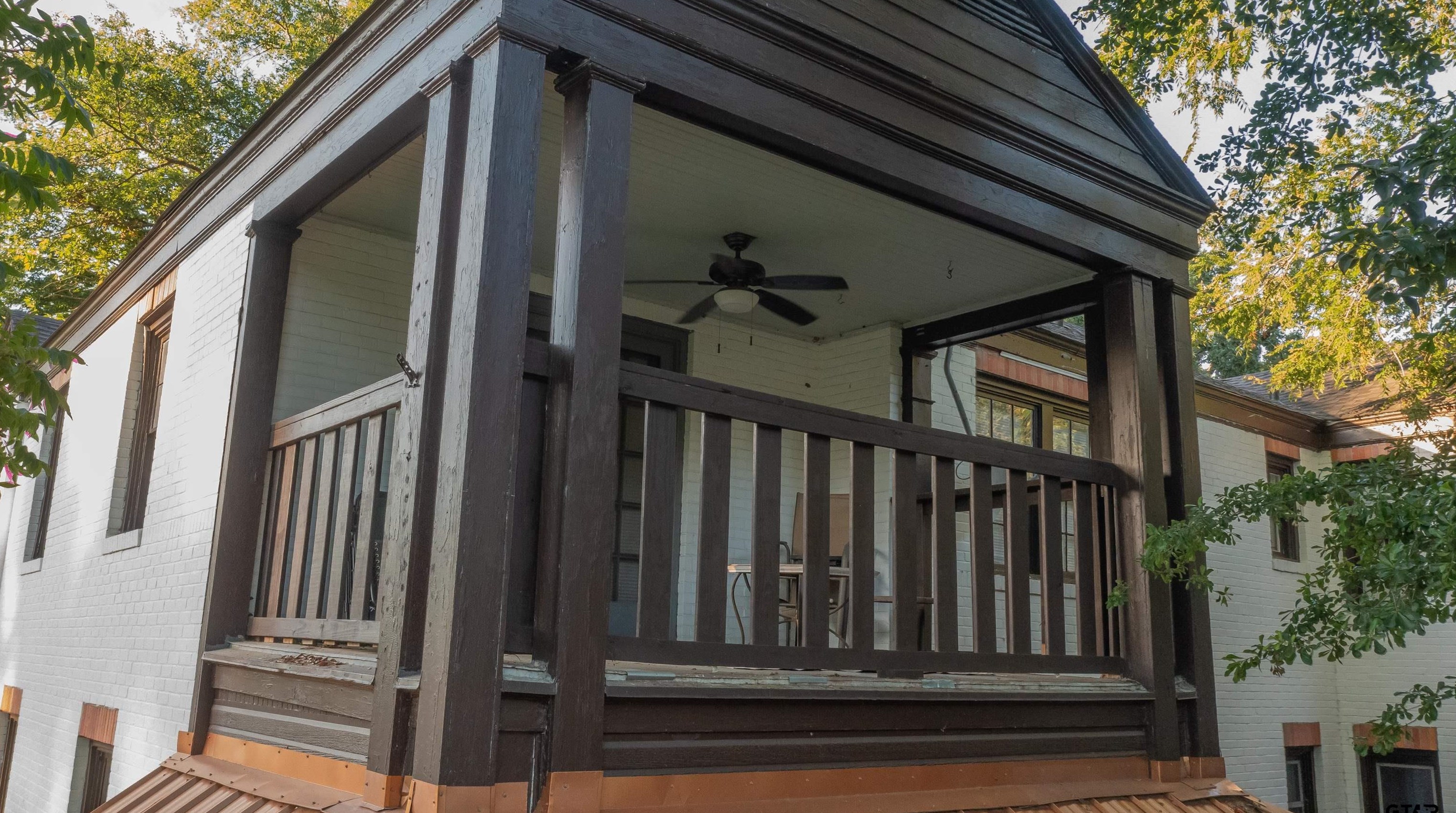 1114 Broadway Ave, Tyler TX  75701-3007 exterior