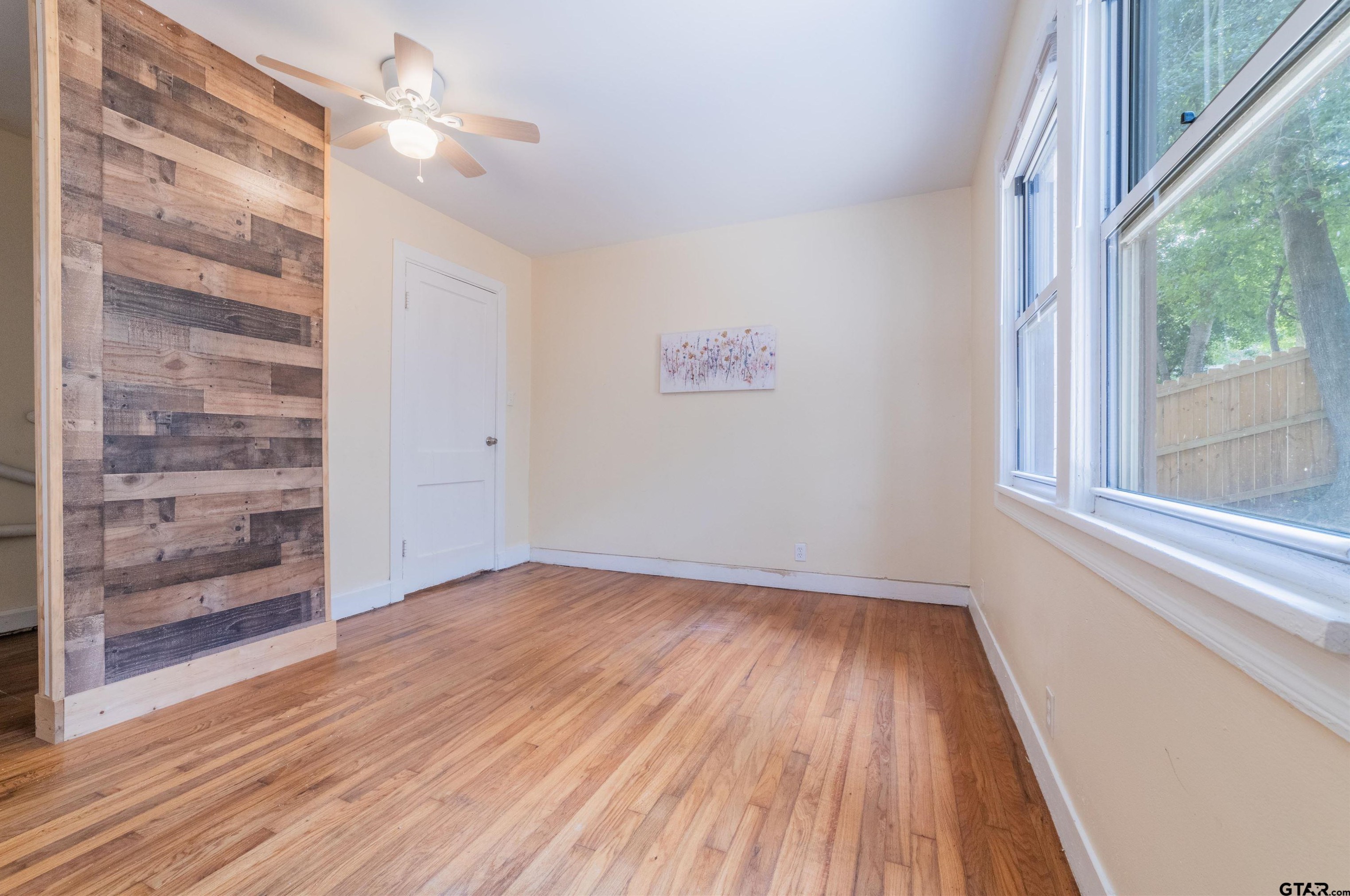 1114 Broadway Ave, Tyler TX  75701-3007 exterior