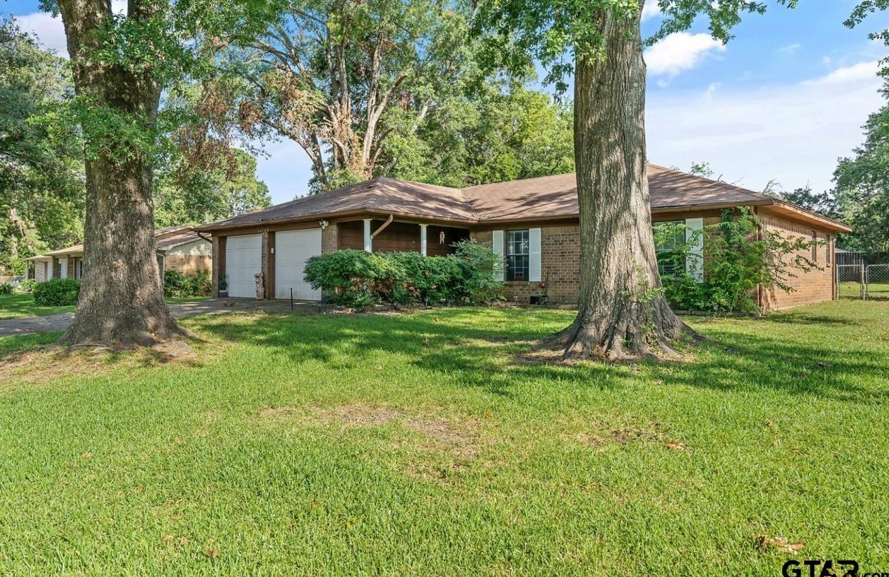 11783 Rosecrest Ln, Tyler, TX 75704