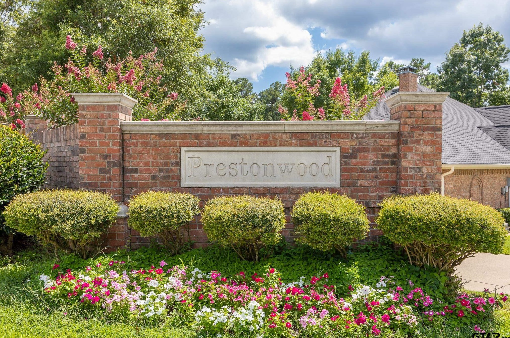 614 Huntwick Ln, Tyler TX  75703-5099 exterior