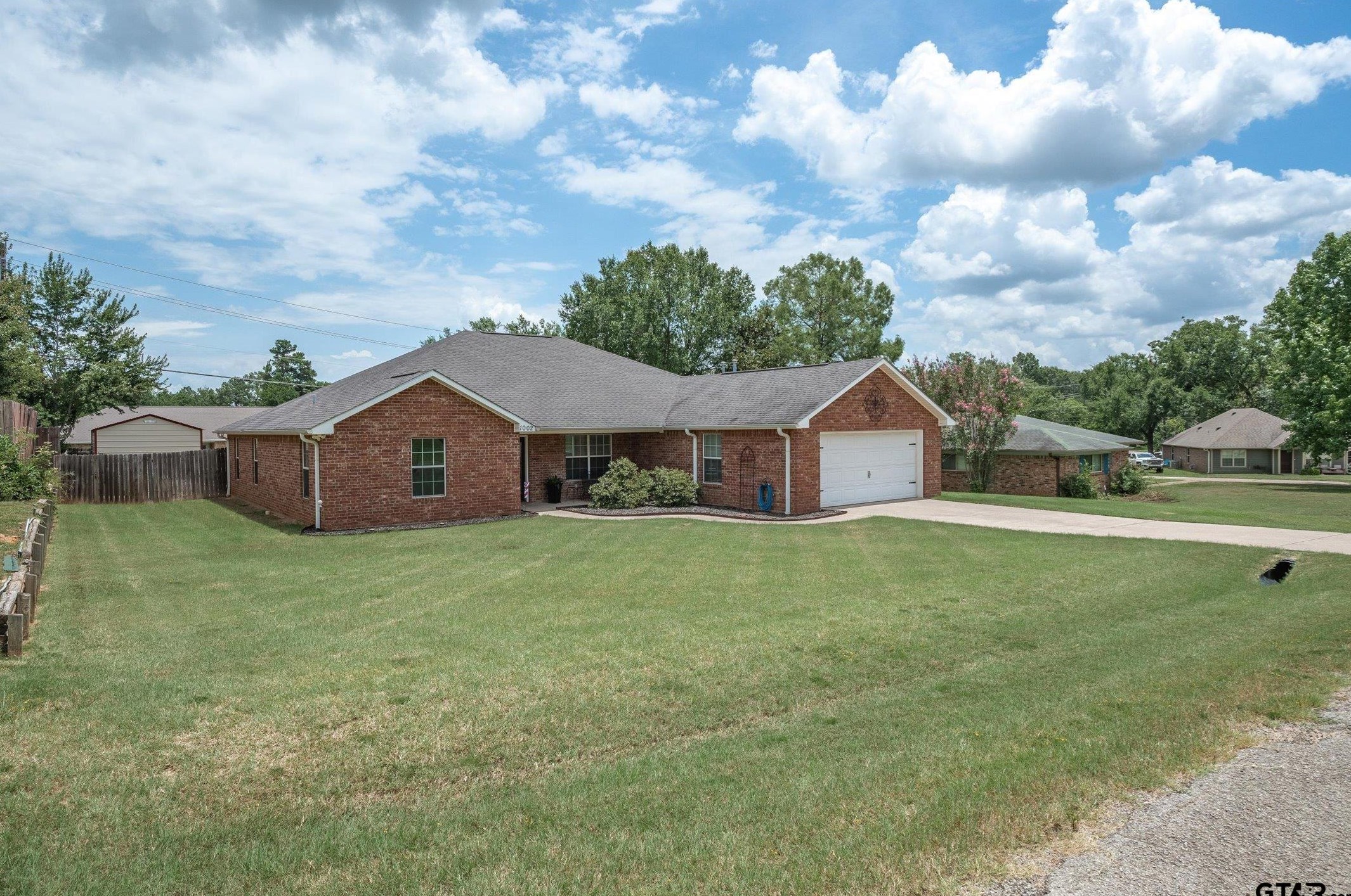 1002 Karen Dr, Hide A Way, TX 75771
