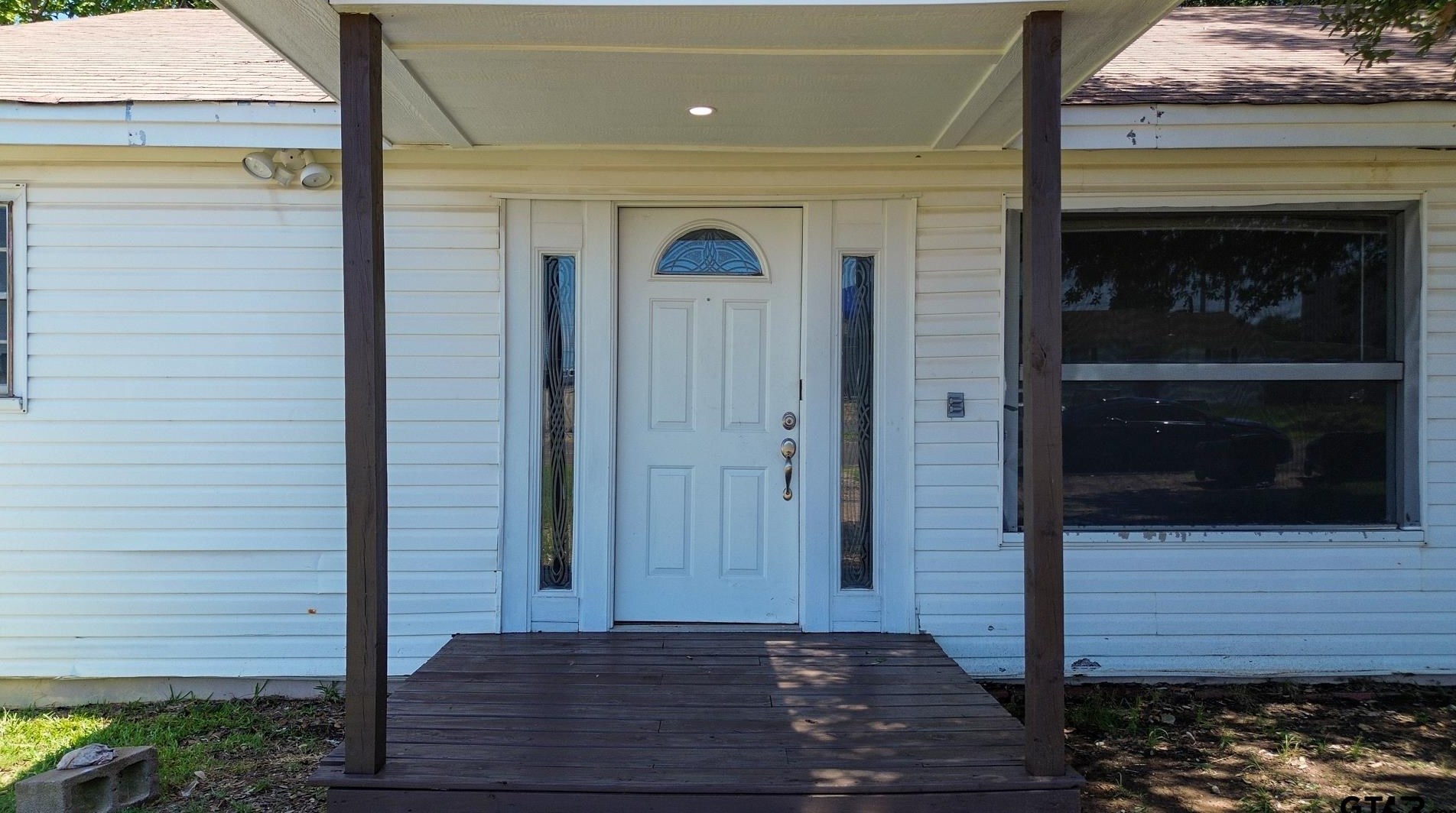 203 W Niblick St, Longview, TX 75604