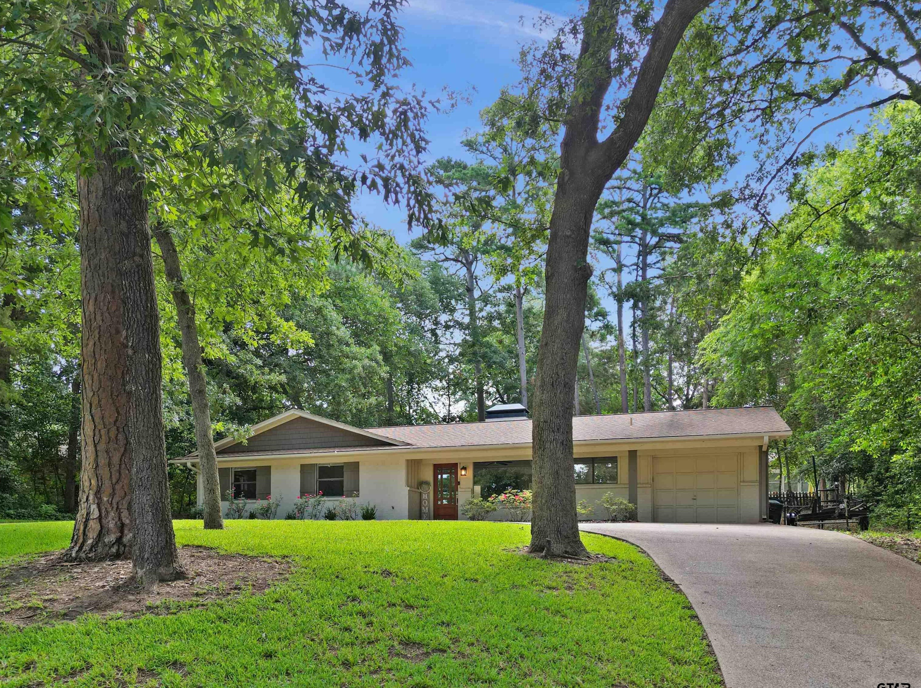 441 Hideaway Lane Central, Hide A Way, TX 75771