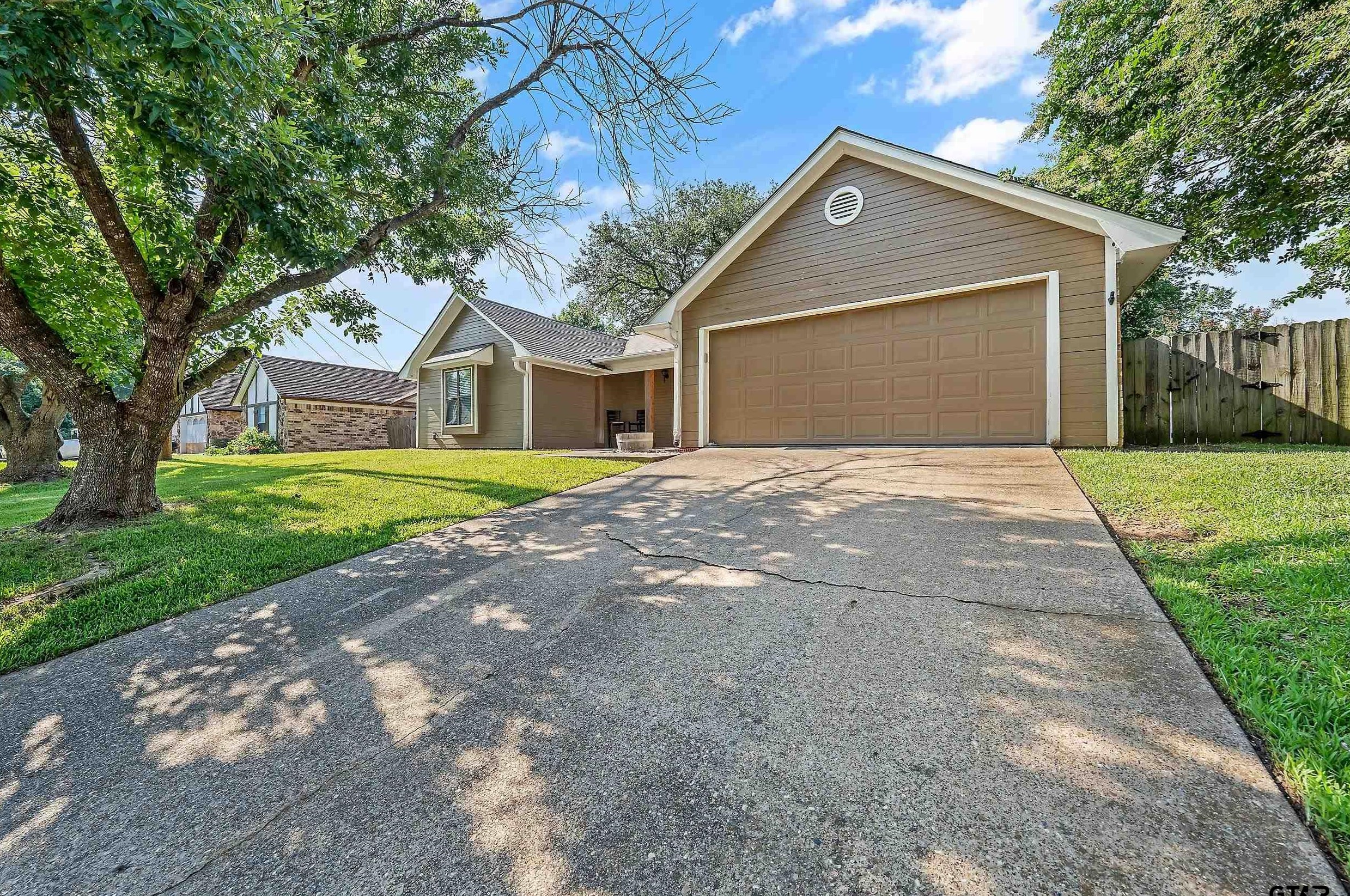 3305 Mcdonald Rd, Tyler, TX 75701