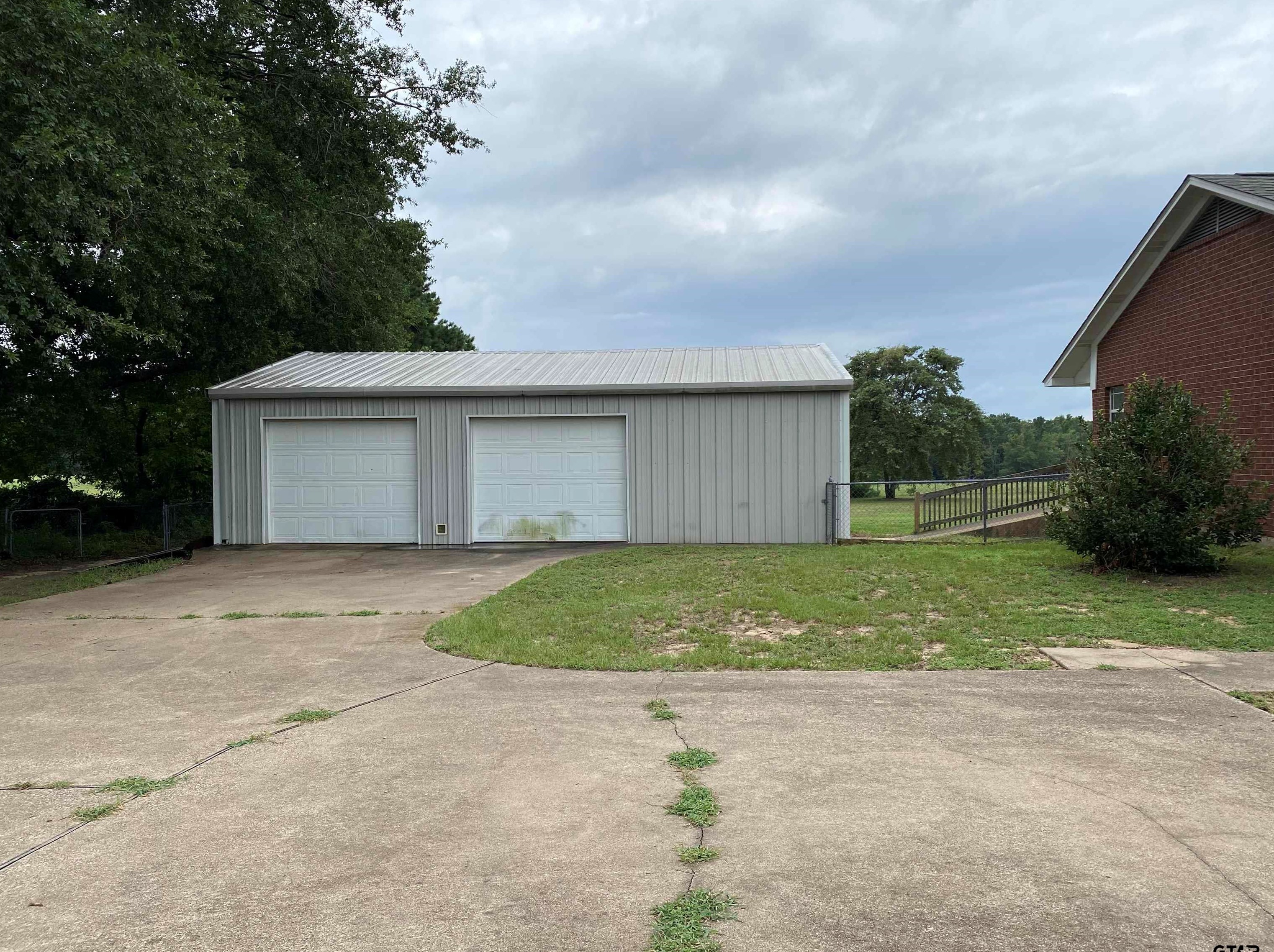 11465 County Rd 4102, Hide A Way, TX 75771