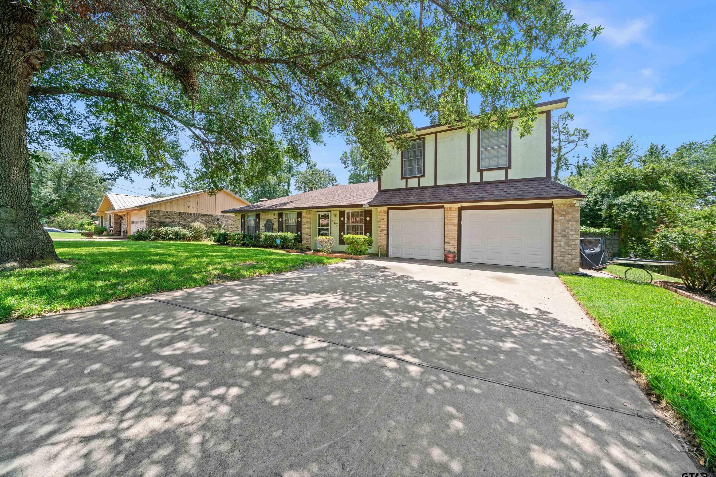 1624 Northridge Dr, Tyler, TX 75702