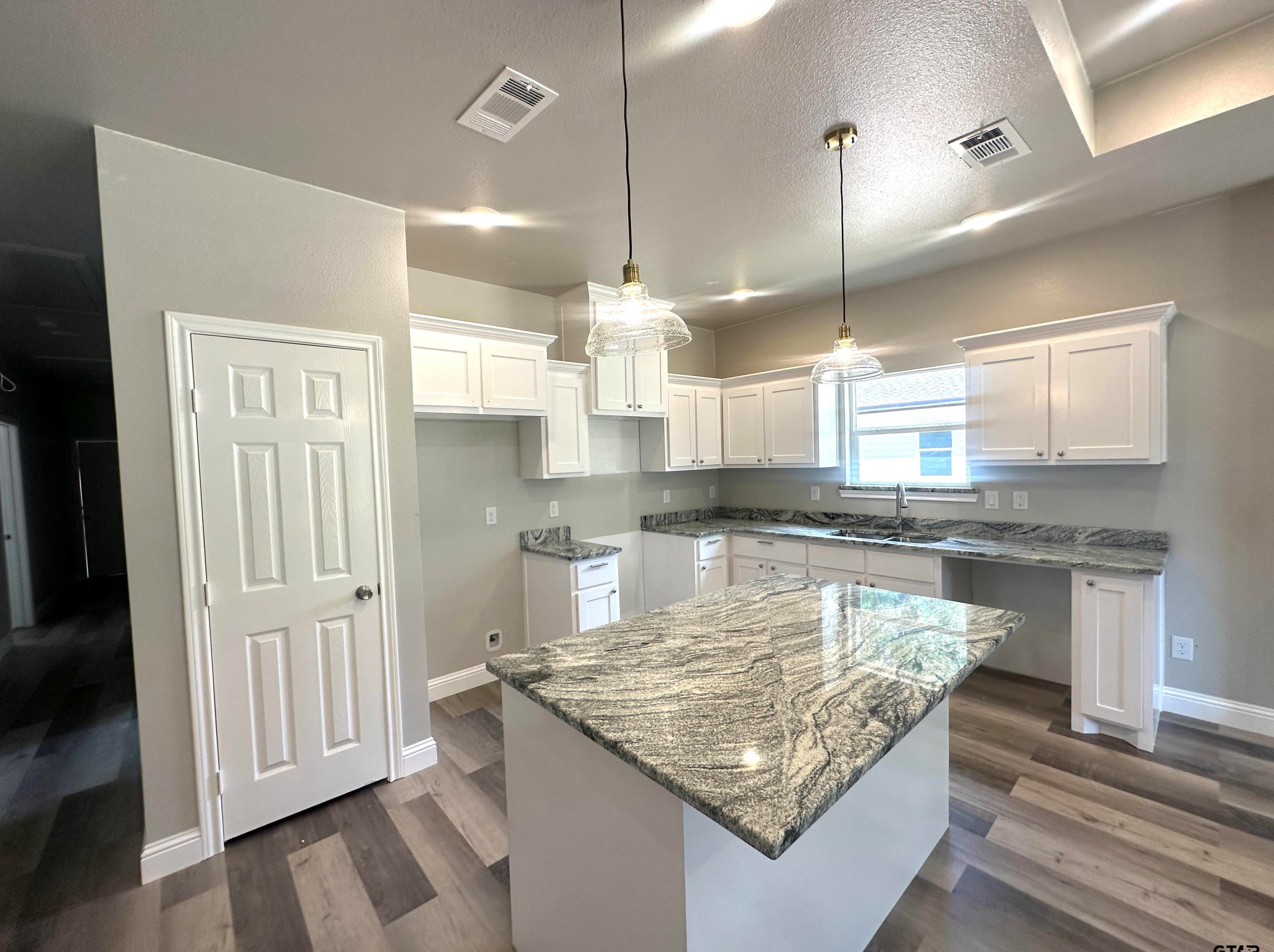 112 Mowery Ln, Faker, TX 75686