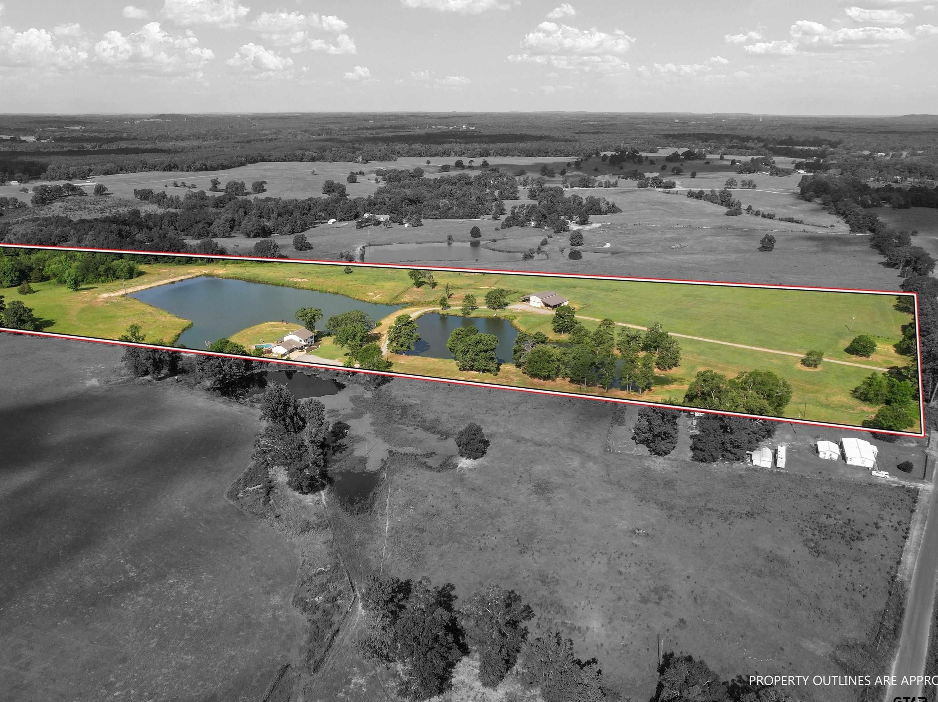 6056 Bobwhite Rd, Gilmer, TX 75645-7062