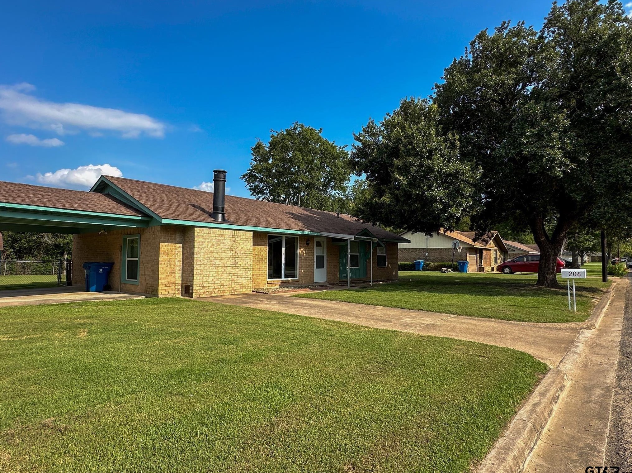 206 Hillcreek Dr, Whitehouse, TX 75791