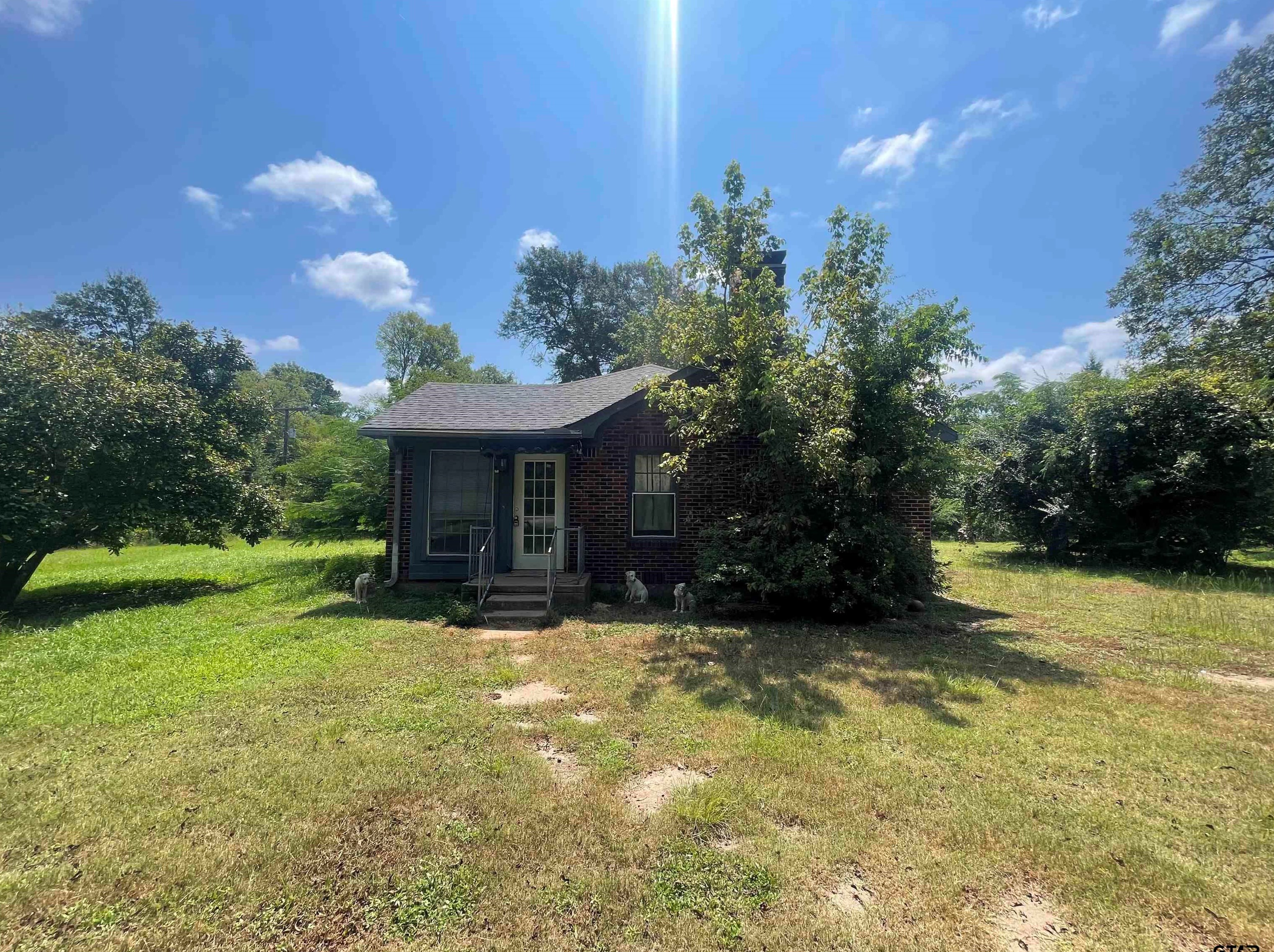 16038 Fm 16 E, Winona, TX 75792
