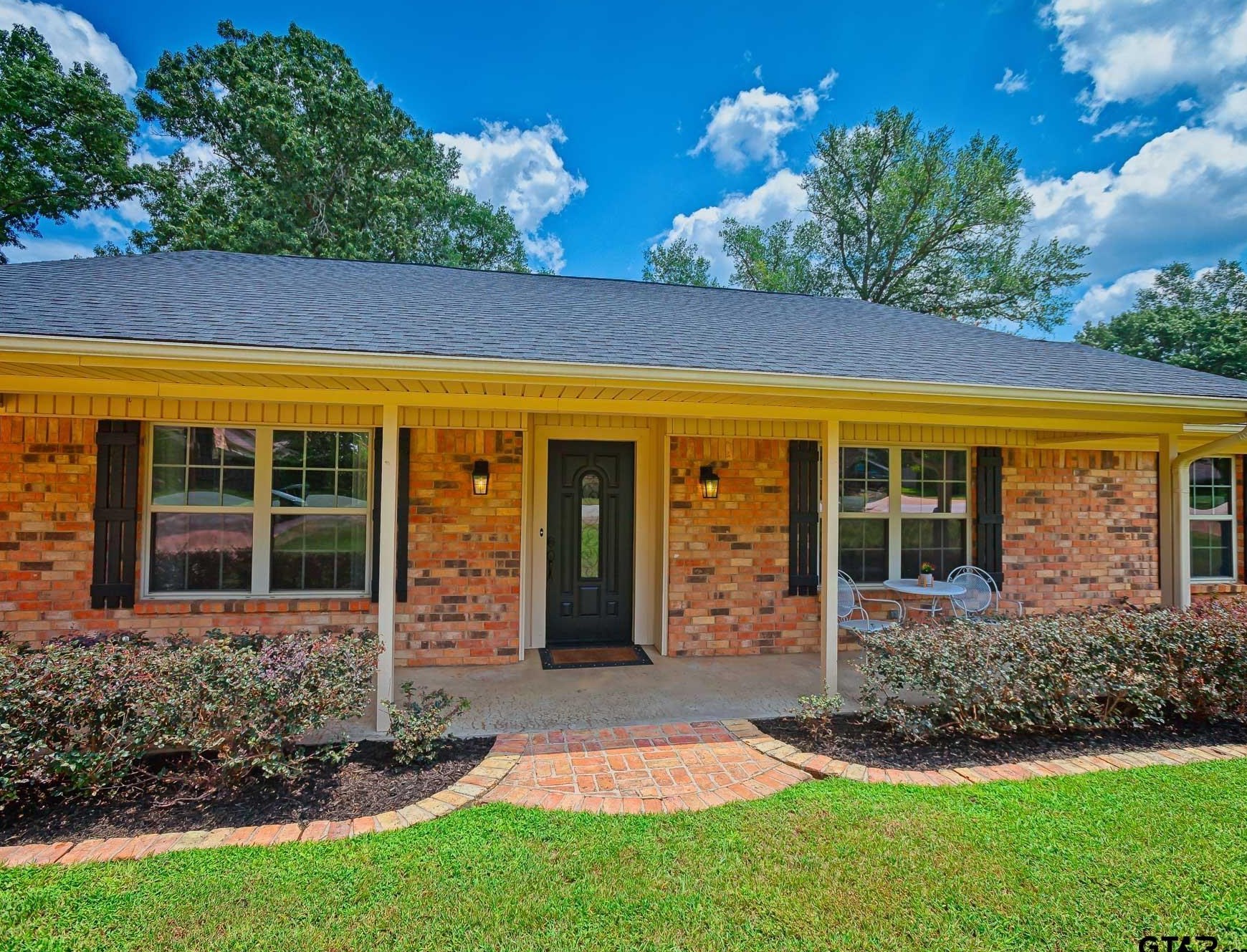 6808 Mandy Ln, Tyler, TX 75703