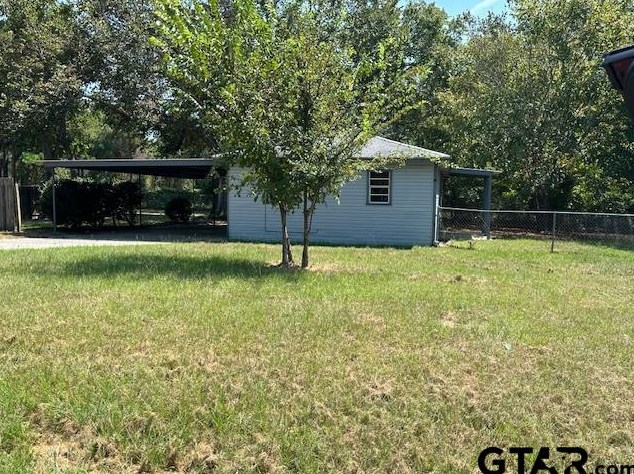 5380 Skyline Dr, Chandler, TX 75758