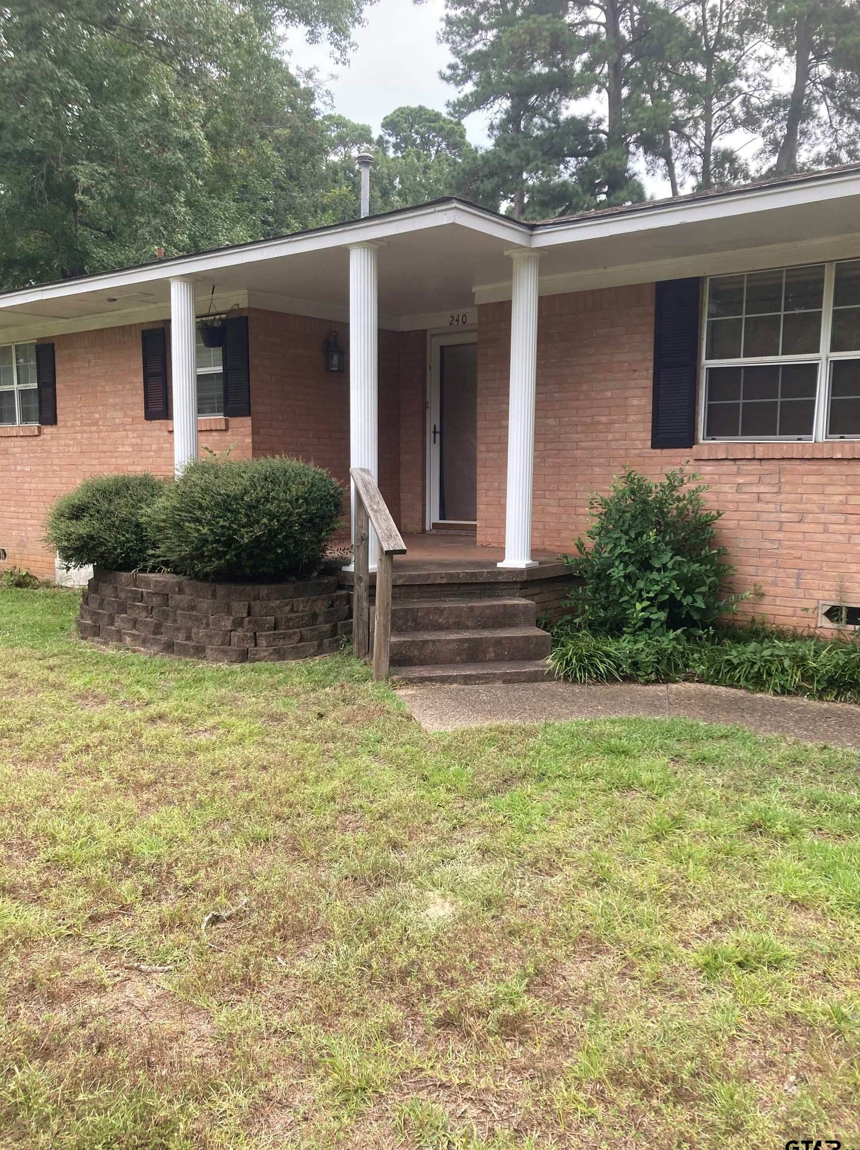 240 Wightman Ln, Rusk, TX 75785