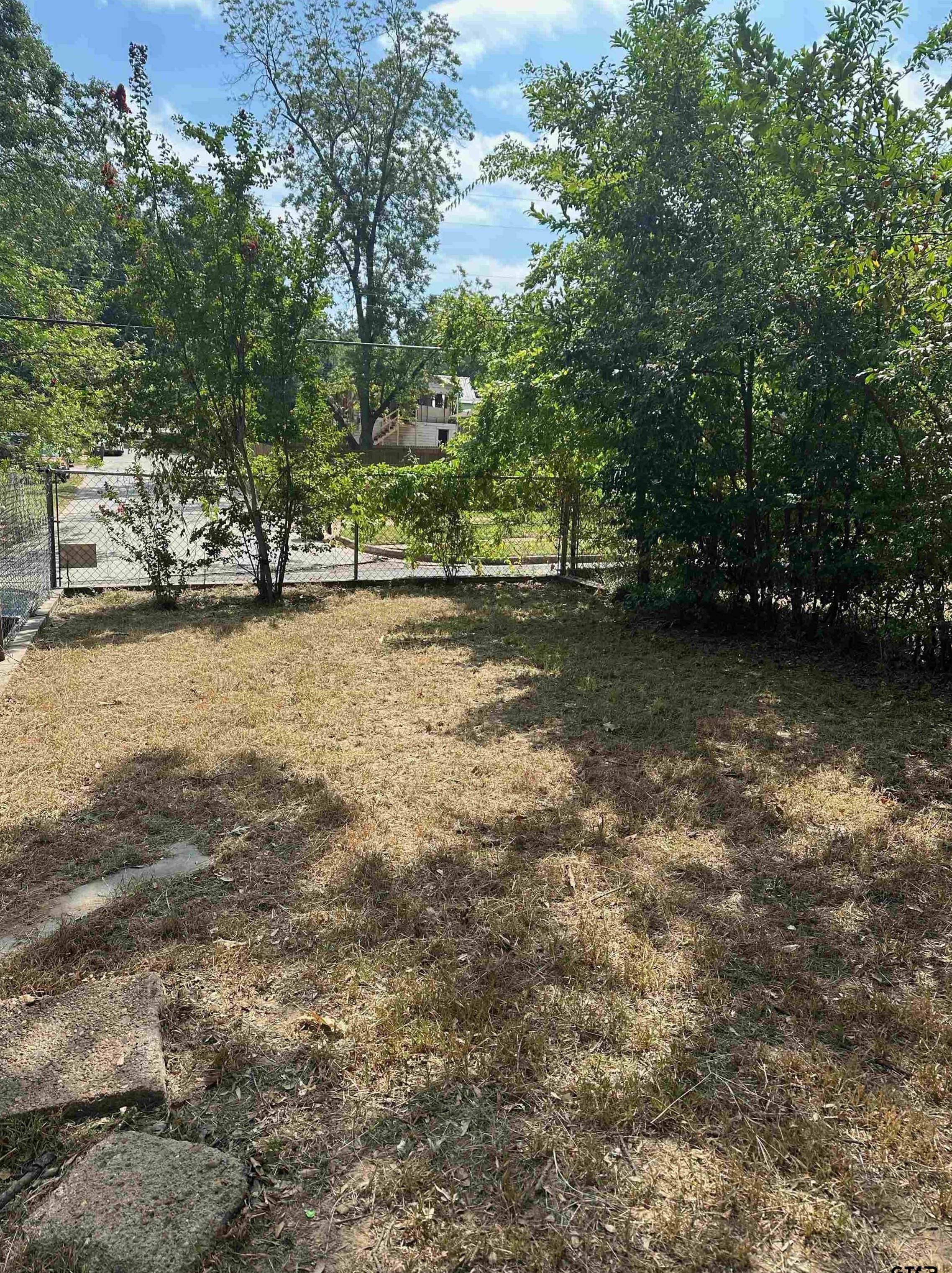 1228 N Pabst Ave, Tyler, TX 75702