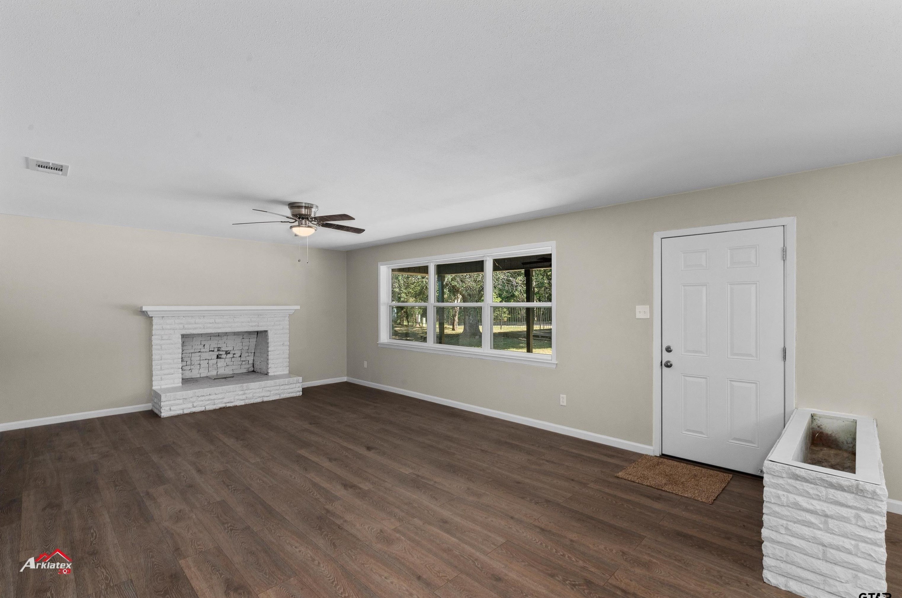 6973 W Fm 449, Marshall, TX 75670