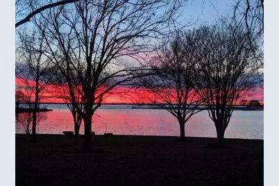 21997 Blue Water Rd, Chandler, TX 75758 - Photo 44