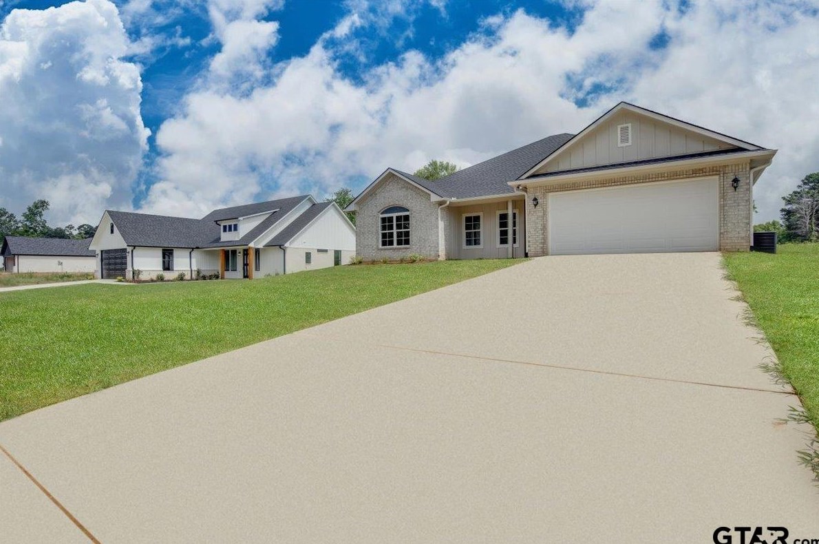 2011 County Rd 2138, Griffin, TX 75789