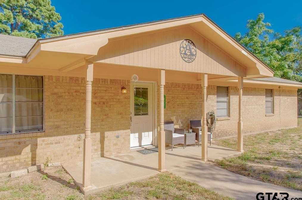 322 Lone Star Ln, Hide A Way, TX 75771