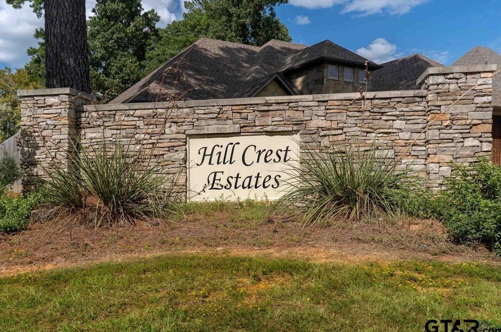 2001 Winding Run Ln, Longview, TX 75605