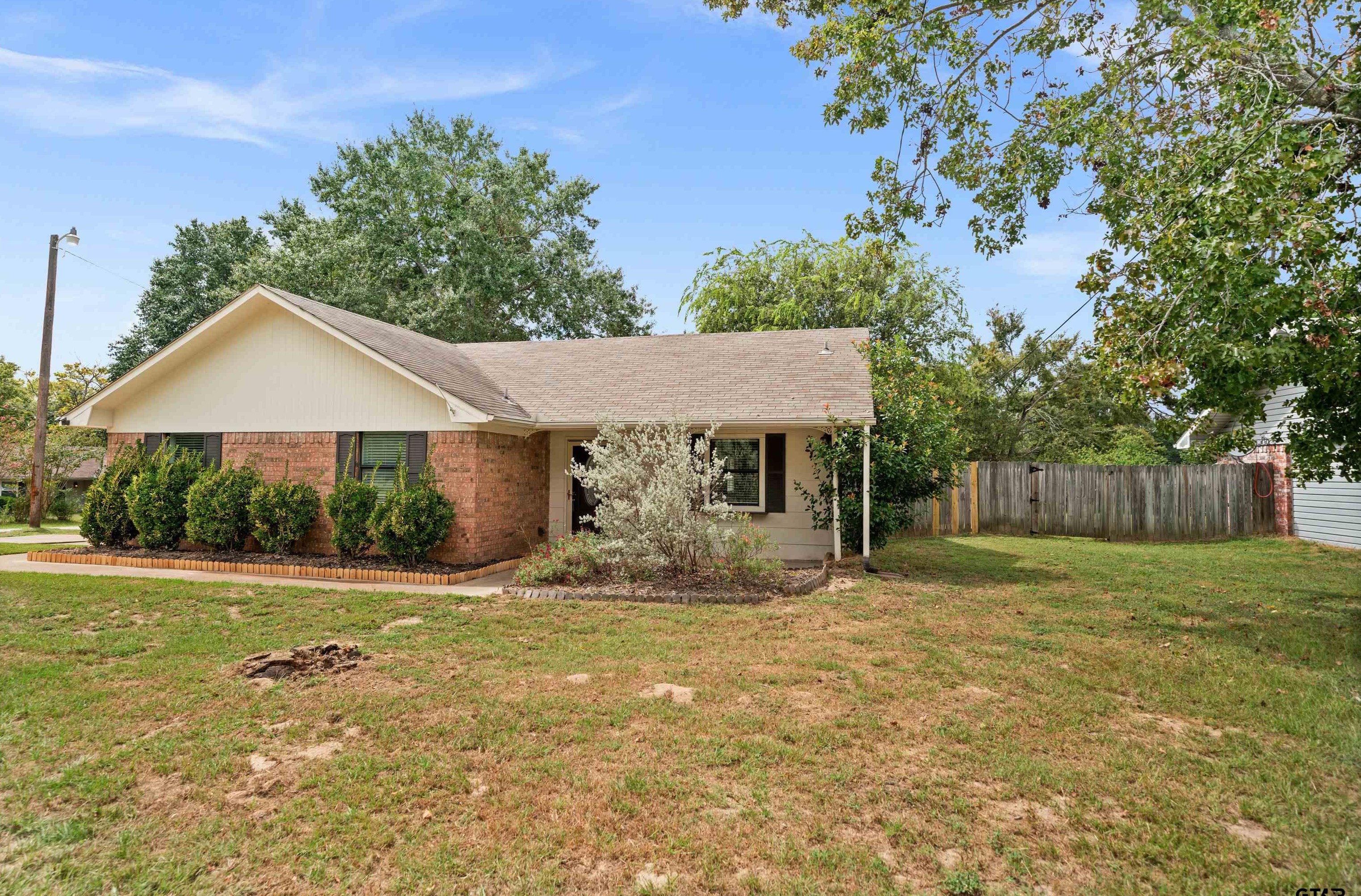 711 Mt Sylvan, Hide A Way, TX 75771