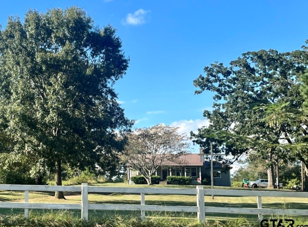 2225 Us Hwy 84 W, Rusk, TX 75785
