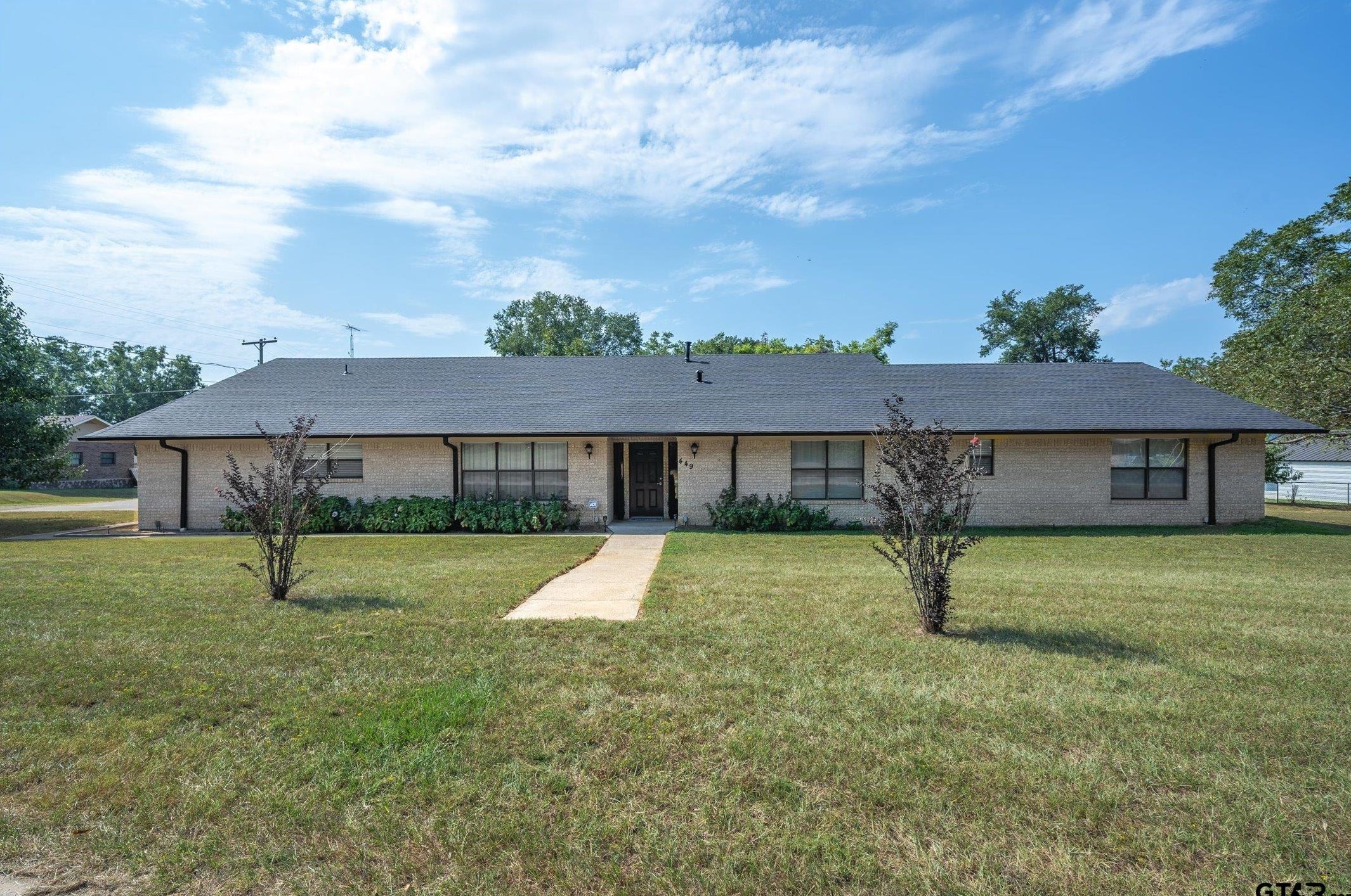 449 W Murchison St, Fincastle, TX 75763