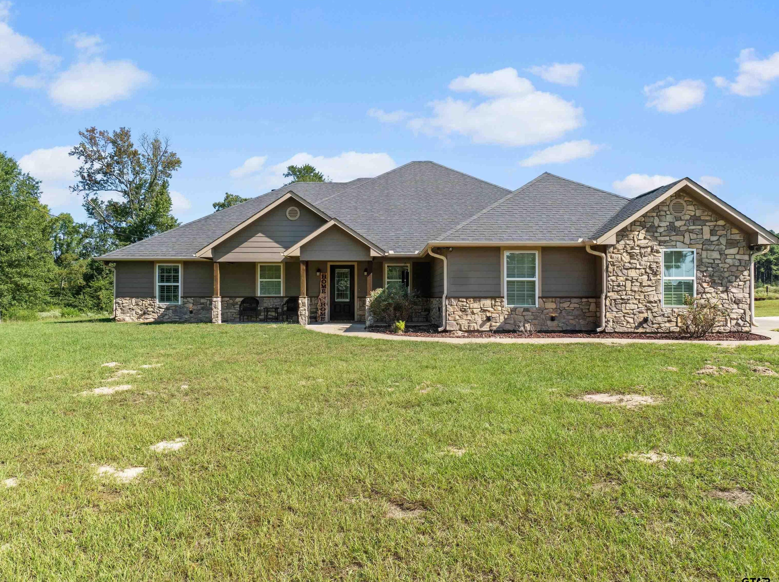 2581 S Fm 1002, Big Sandy, TX 75755