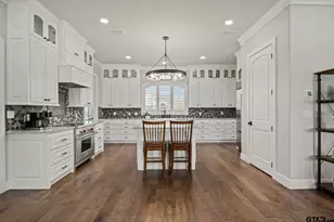 602 Greenhill Park, Mt Pleasant, TX 75455 - Photo 10