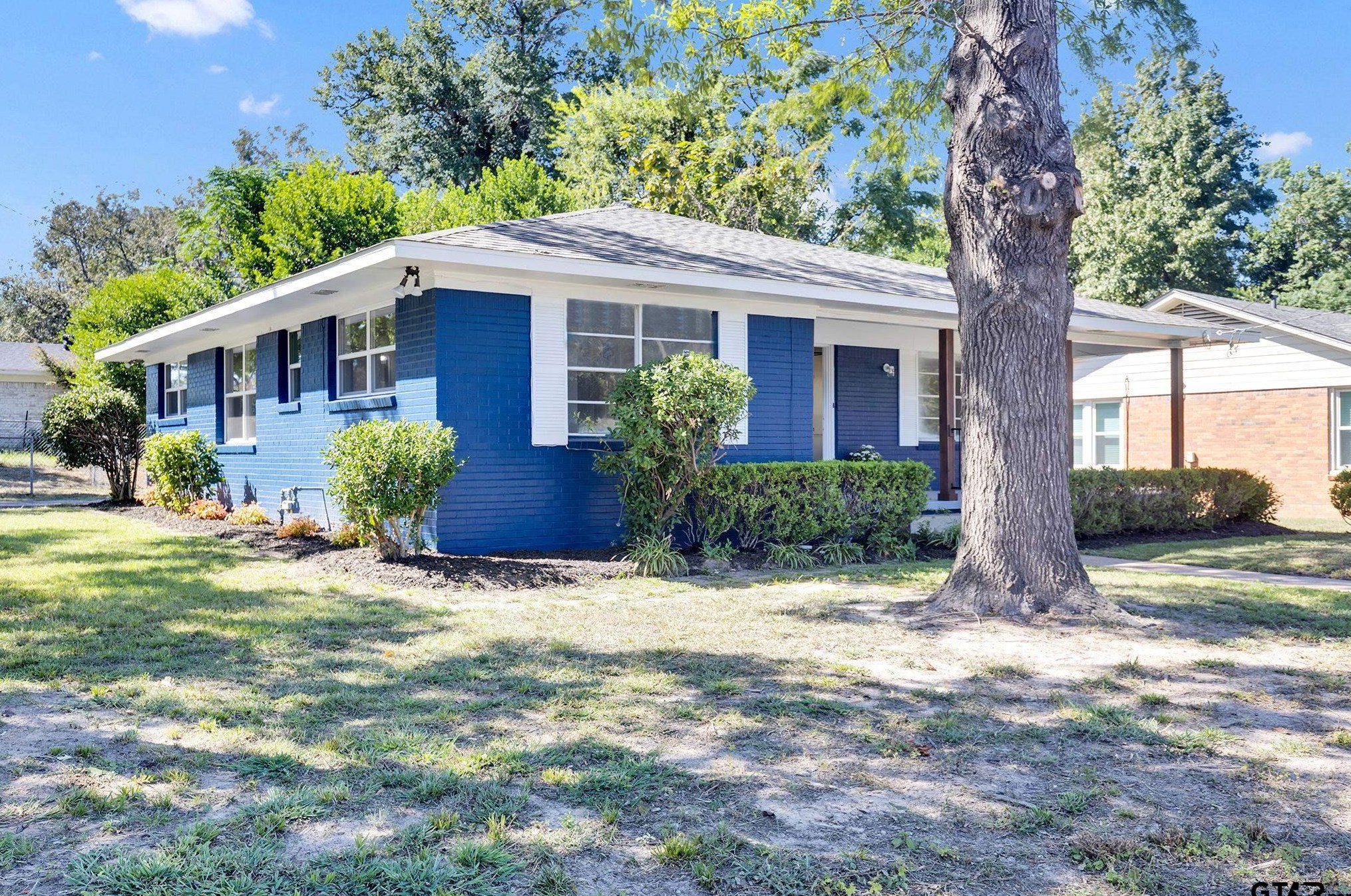 827 Palmer Ave, Tyler TX  75701-2371 exterior