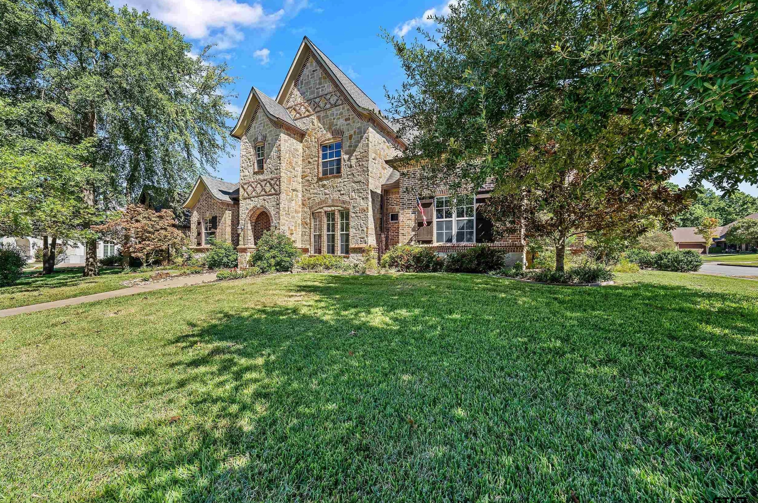 2511 Timberlake Circle, Tyler, TX 75703