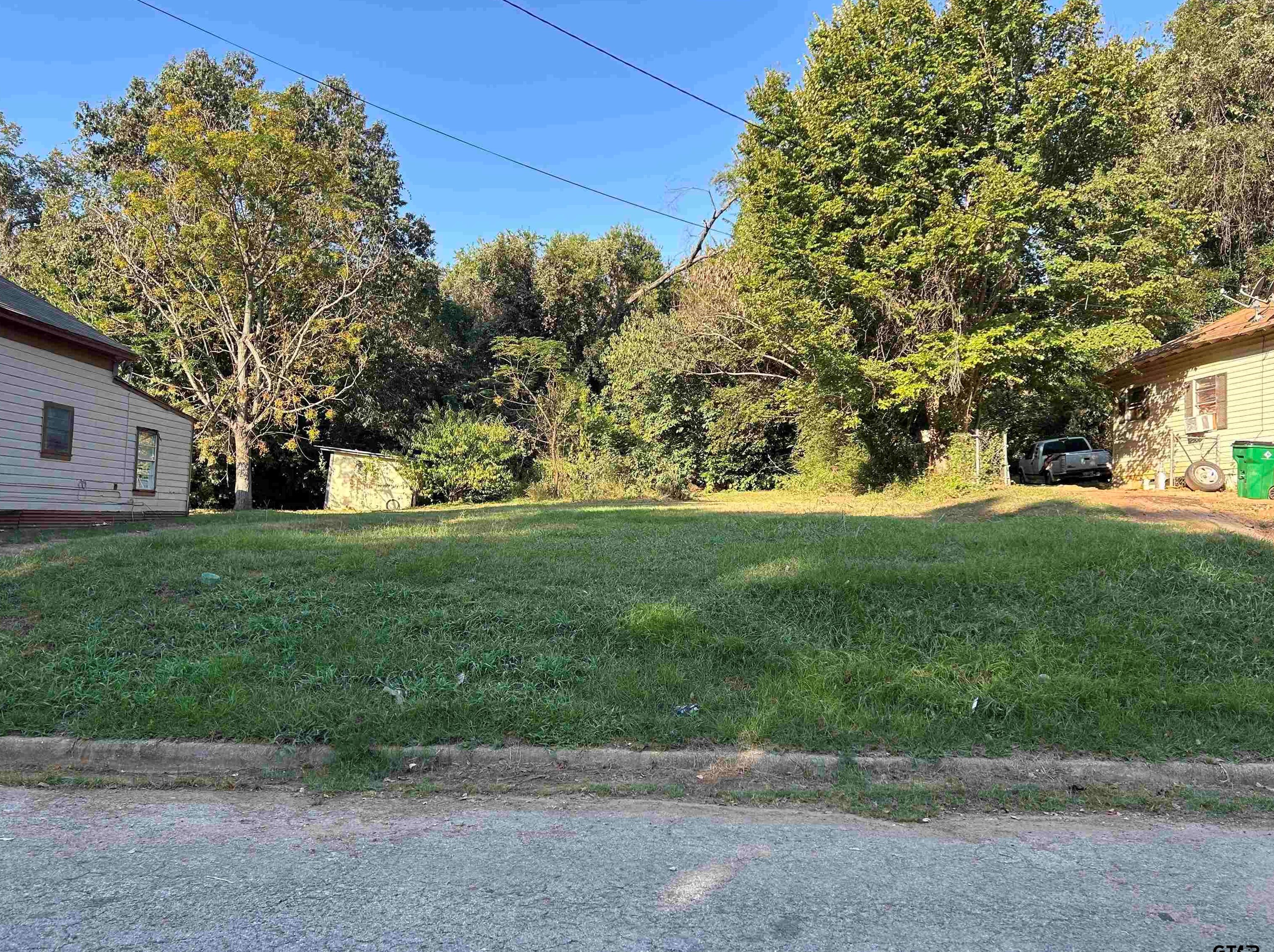 109 S Jackson, Palestine, TX 75801