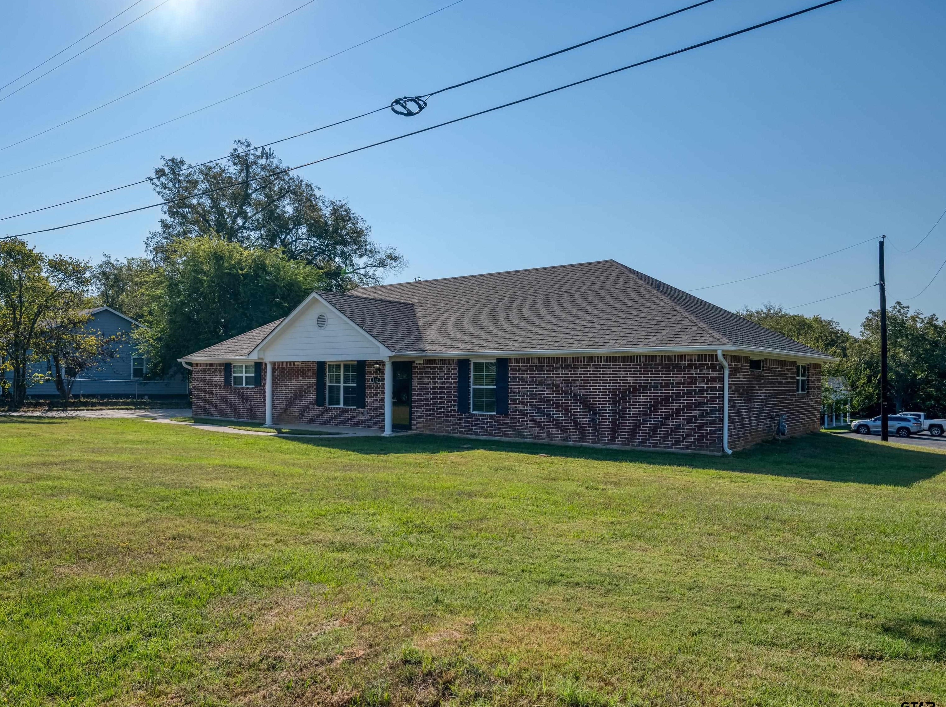 112 Noonday Rd, Chandler, TX 75758