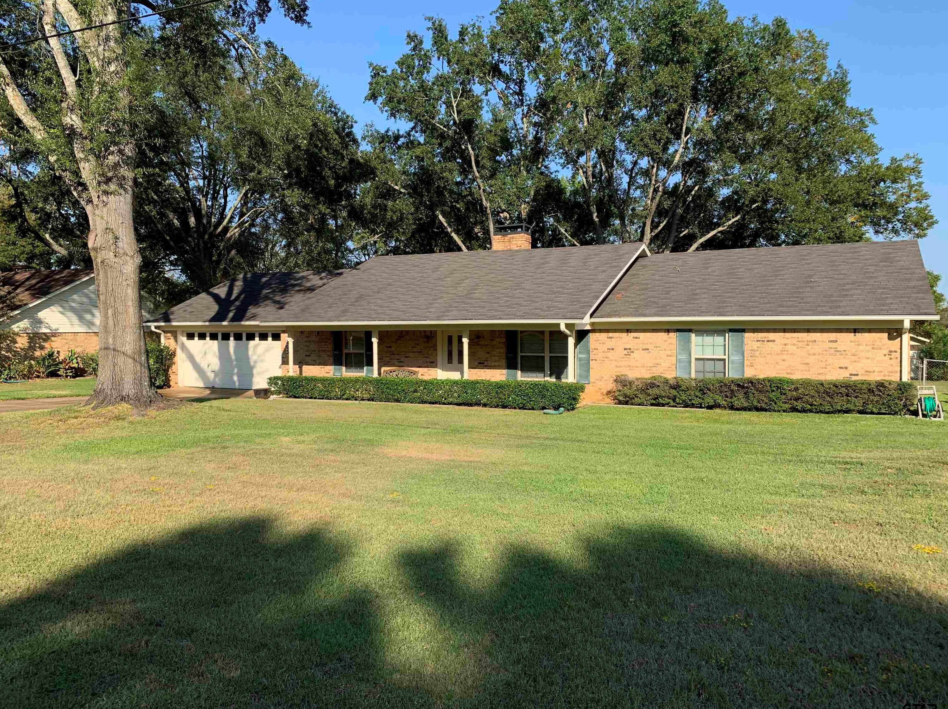 303 Senter Ave, Whitehouse, TX 75791