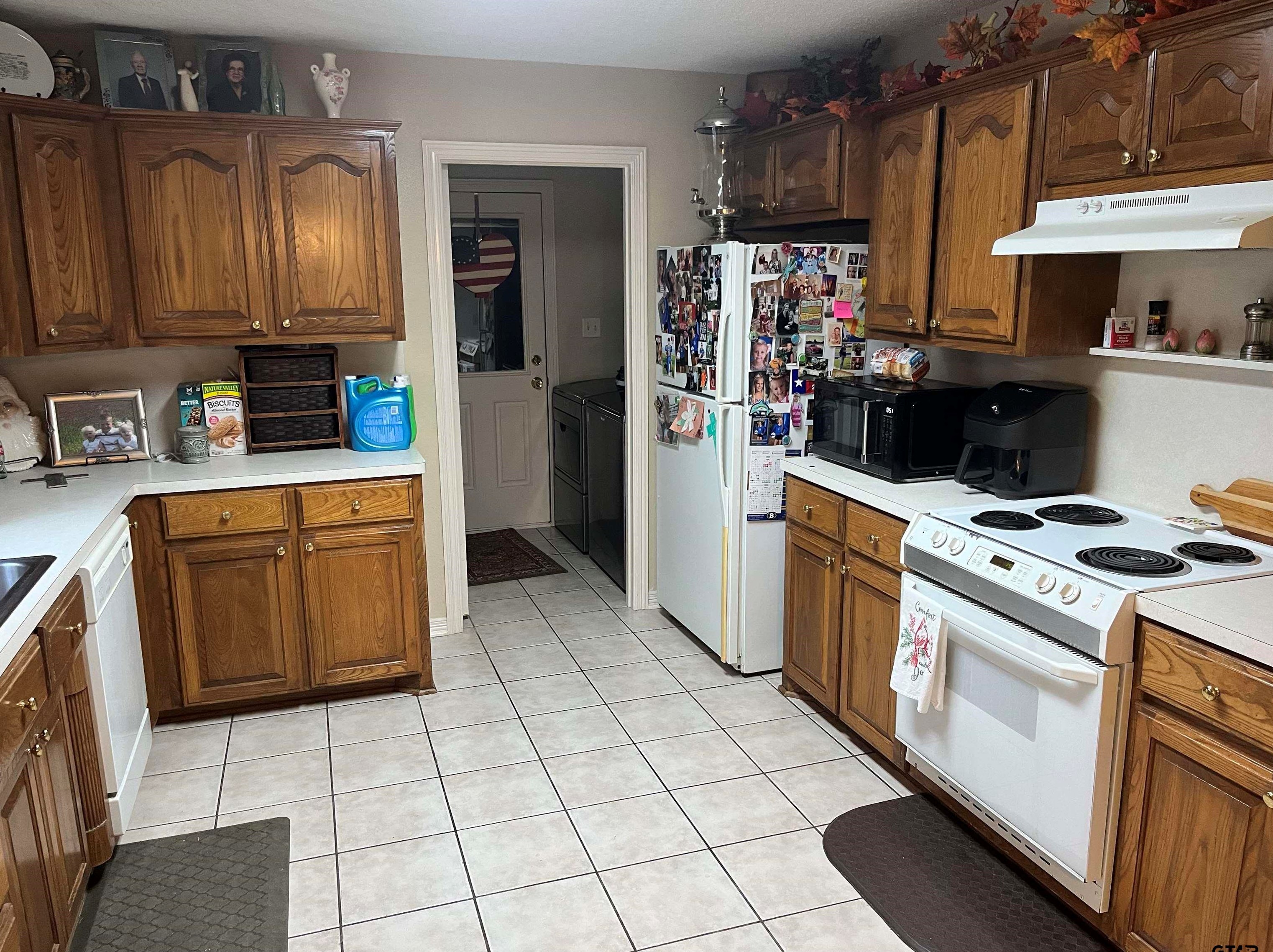 407 4th, Chandler, TX 75758