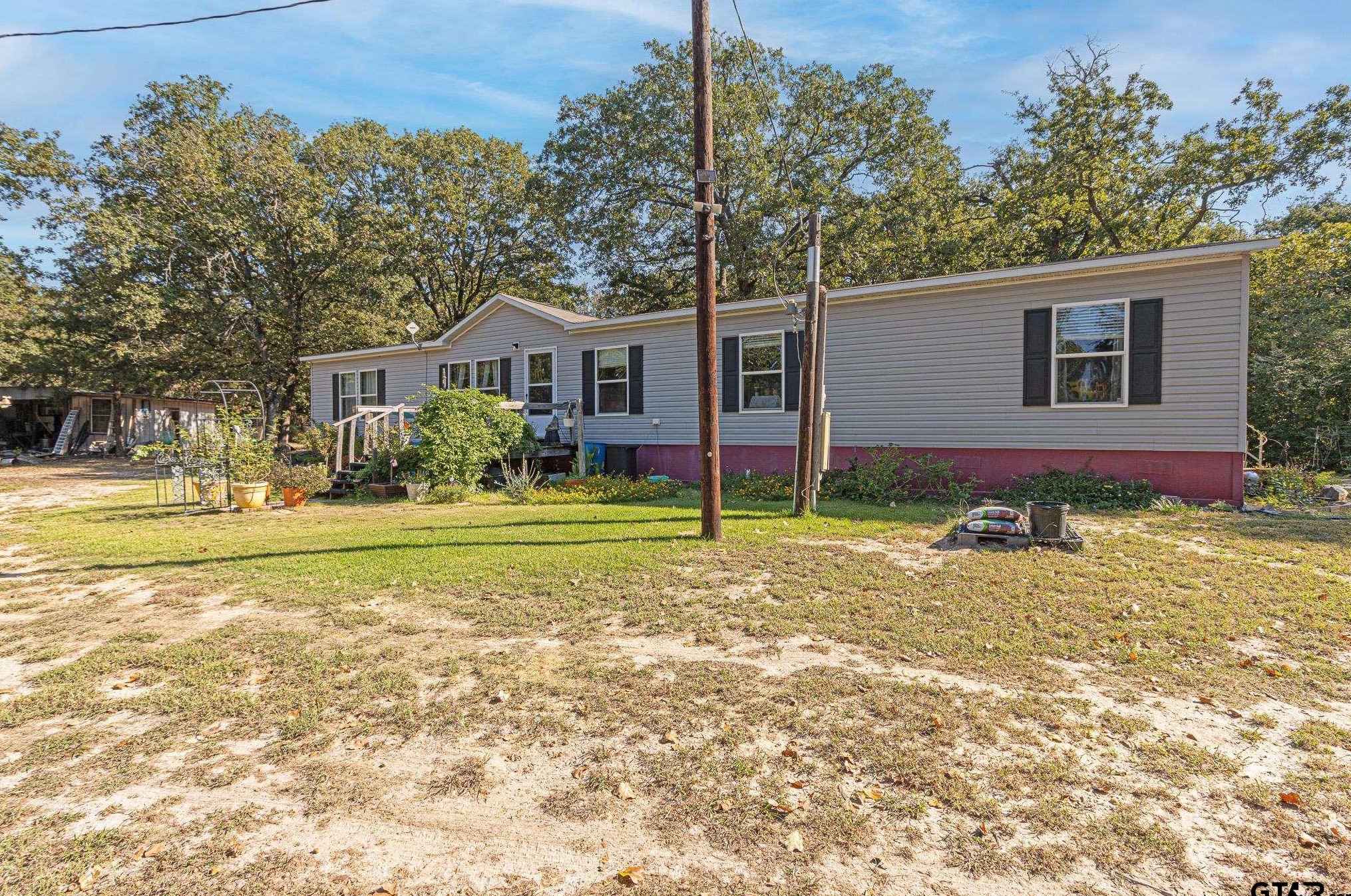 19198 County Rd 446, Hide A Way, TX 75771