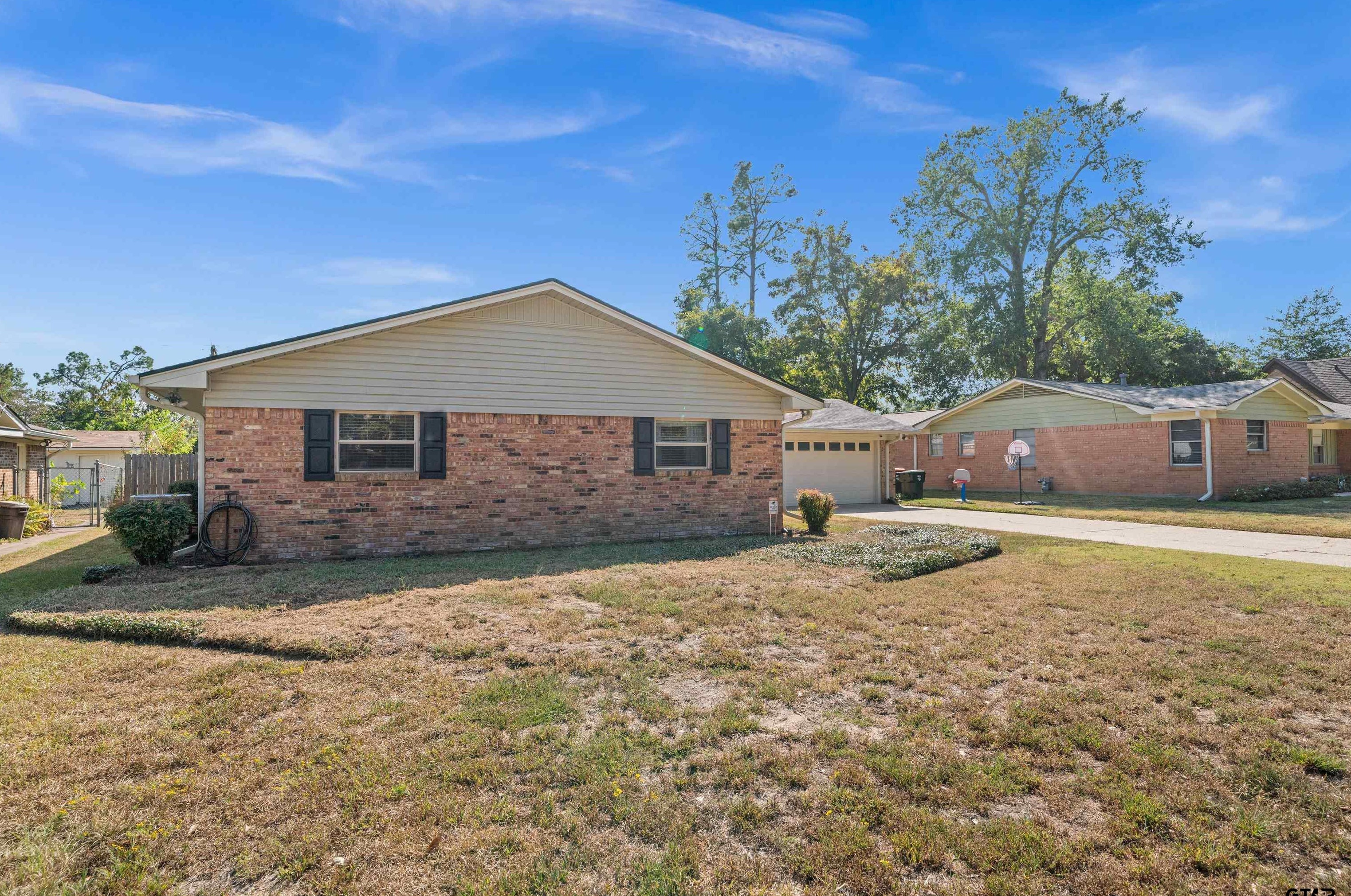 2331 Hunter St, Tyler, TX 75701