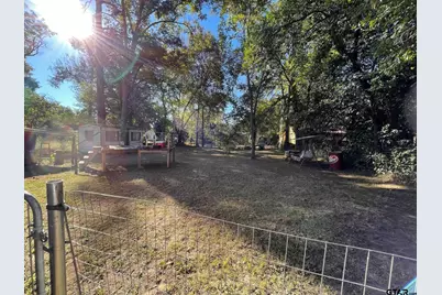 703 E Terrell, Crockett, TX 75835 - Photo 22
