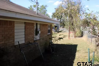 307 Lowry St, Arp, TX 75750 - Photo 44