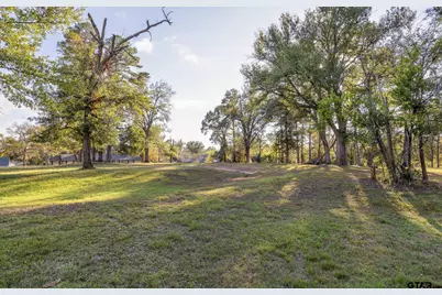 2010 McDonald Rd, Tyler, TX 75701 - Photo 14