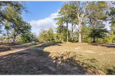 2010 McDonald Rd, Tyler, TX 75701 - Photo 10