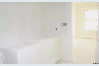 9422 Ann Ave, Tyler, TX 75706 - Photo 16