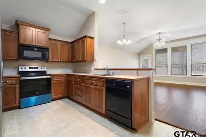 6023 Grace Ave., Tyler, TX 75707 - Photo 14