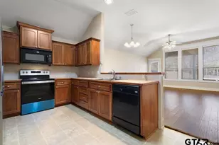 6023 Grace Ave, Tyler, TX 75707 - Photo 14