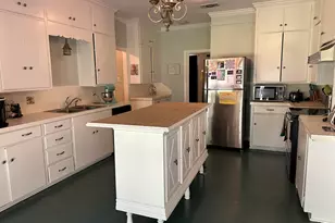 906 Sherwood Ln, Jacksonville, TX 75766 - Photo 14